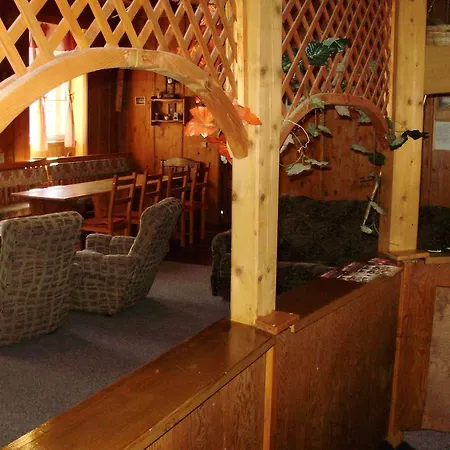 Nad Truhlarnou Holiday home Svoboda nad Upou